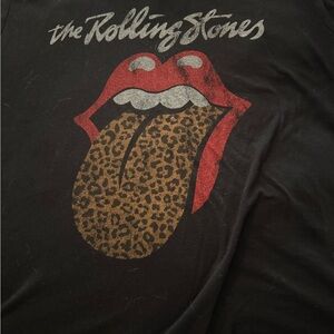 Torrid size 4 Rolling Stones tee